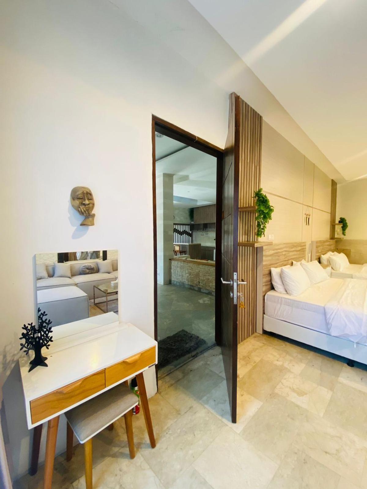 Puri Ratu Jimbaran Hotel Buitenkant foto