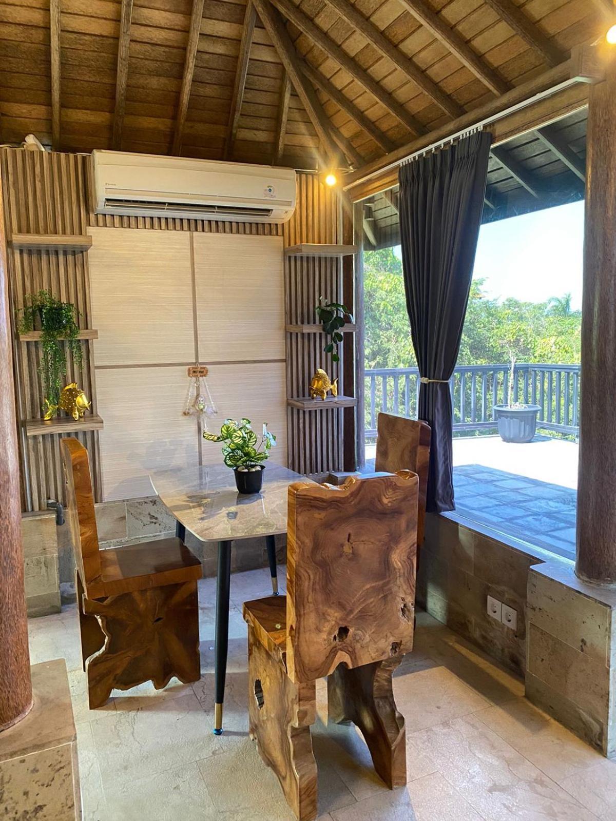 Puri Ratu Jimbaran Hotel Buitenkant foto